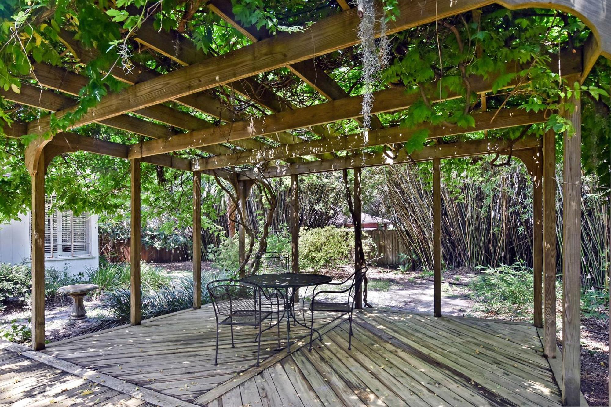 Вилла The Pink House St. Simons Island Экстерьер фото